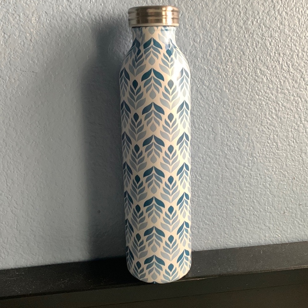 Manna Slim Drinking Bottle in Retro Nature